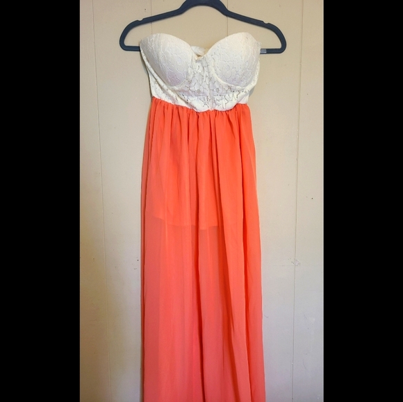 Dress - Picture 1 of 2